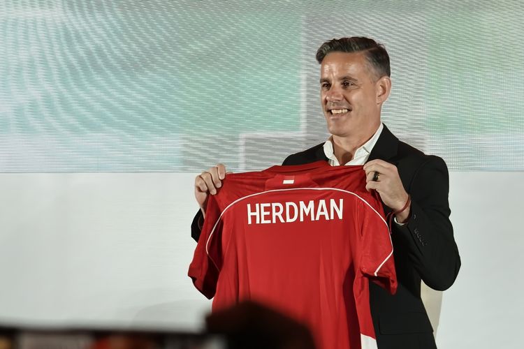 Pelatih Timnas Indonesia, John Herdman (Foto: Kompas.com)